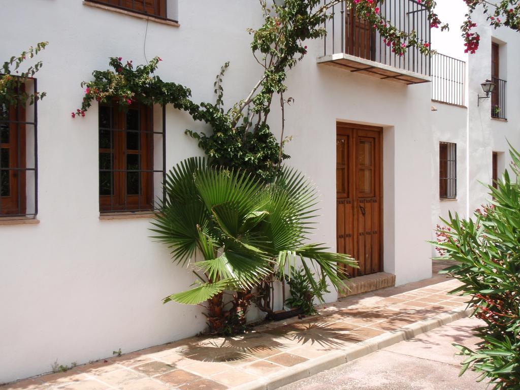 Ferienwohnung Casa De La Fuente Tolox Exterior foto