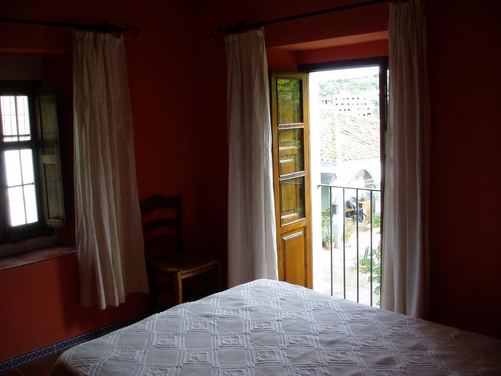 Ferienwohnung Casa De La Fuente Tolox Exterior foto