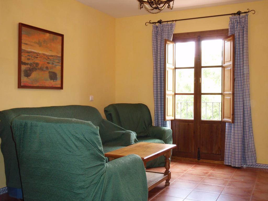 Ferienwohnung Casa De La Fuente Tolox Exterior foto